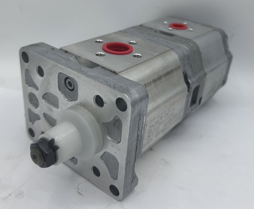 MM0237480 PUMP